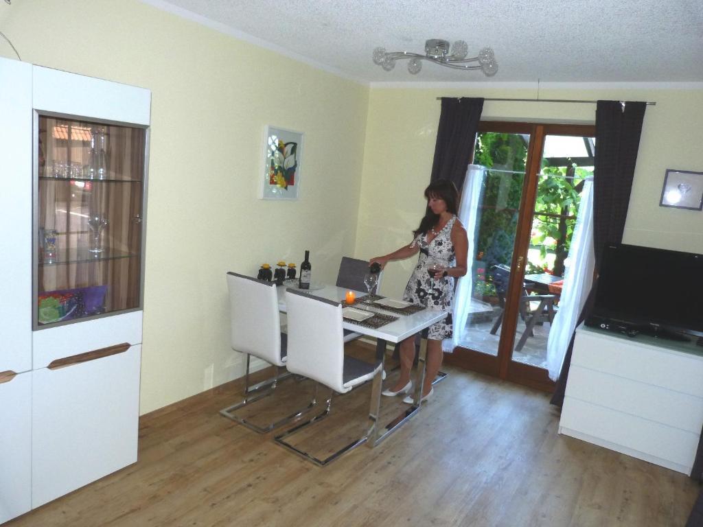 Ferienhaus Bluemel Inkl. Freier Strandbadeintritt Velden am Wörthersee Room photo